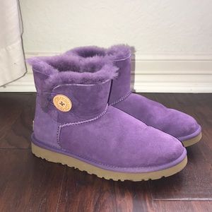 Uggs: Mini Bailey Button II Boot